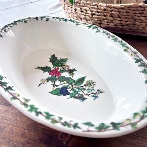 Portmeirion The Holly & The Ivy White 13” Serving Dish Platter.